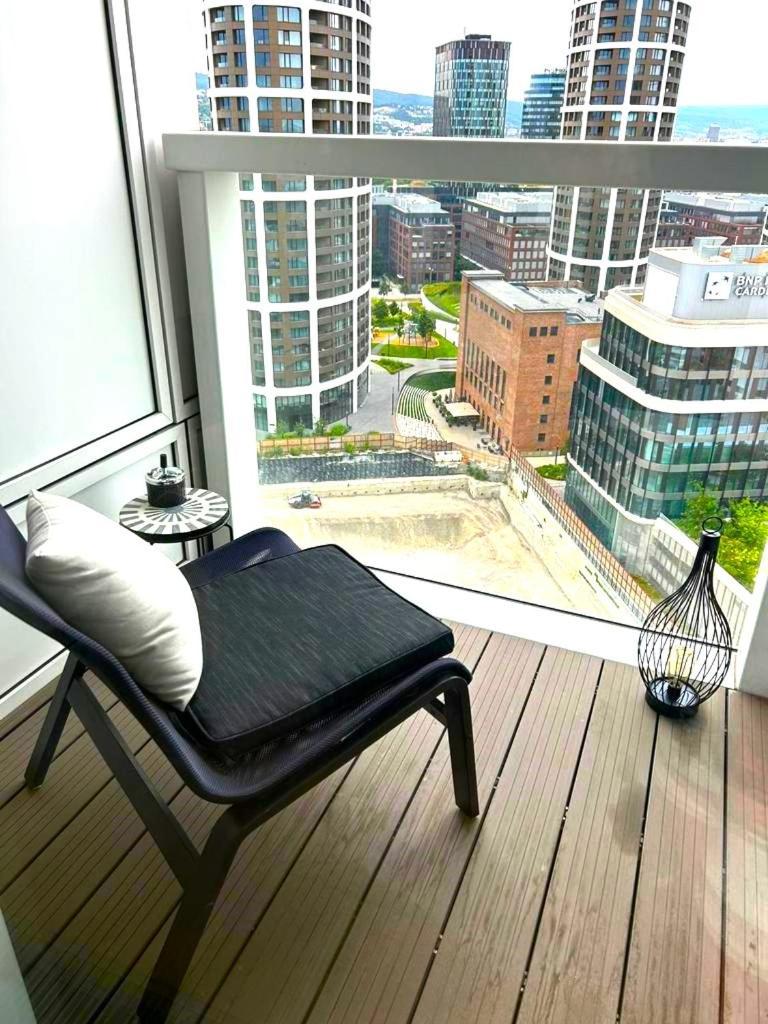 Skau Panorama Family & Business Apartment City View Free Parking Μπρατισλάβα Εξωτερικό φωτογραφία